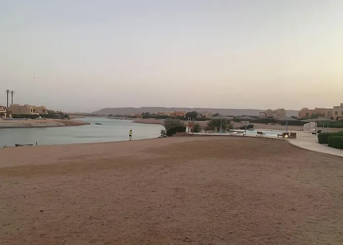 Sabina - A Luxurious Fully Furnished Ground Floor 2bd In El Gouna-red Sea Apartment