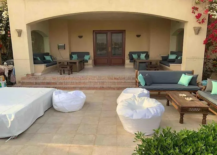 Sabina - A Luxurious Fully Furnished Ground Floor 2bd In El Gouna-red Sea