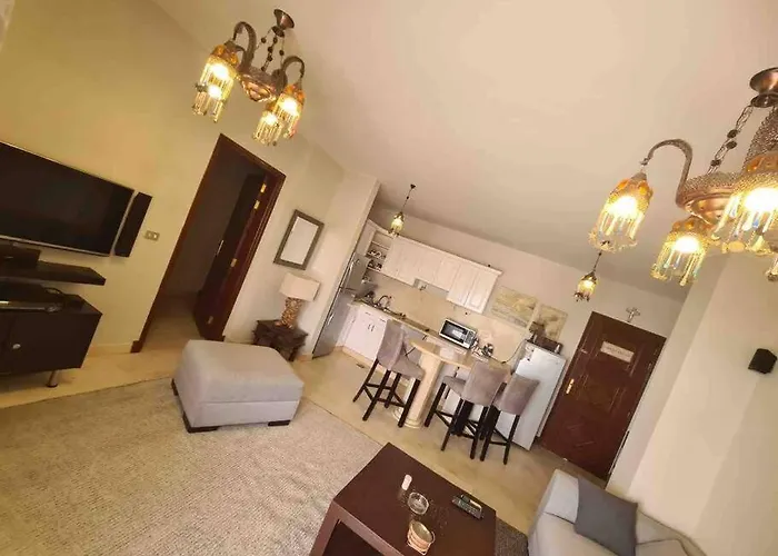 Sabina - A Luxurious Fully Furnished Ground Floor 2bd In El Gouna-red Sea * Hurghada
