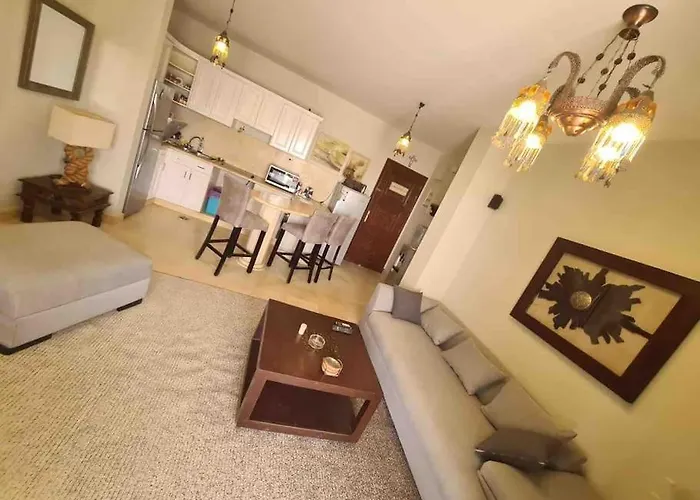 Sabina - A Luxurious Fully Furnished Ground Floor 2bd In El Gouna-red Sea Apartment