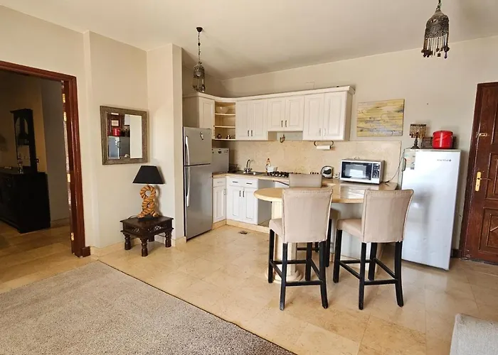 Sabina - A Luxurious Fully Furnished Ground Floor 2bd In El Gouna-red Sea Apartment *